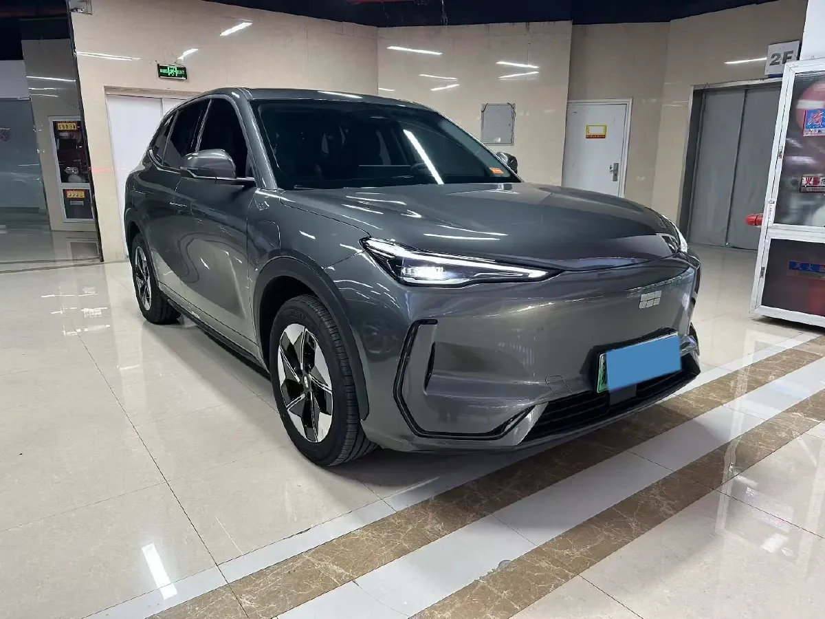 2024 Geely Emgrand L HiP 1.5T 181HP L4 3DHT PHEV 15.5KWH,autocango,china used car exporter,china ev exporter,chinese used car exporter,chinese used ev exporter