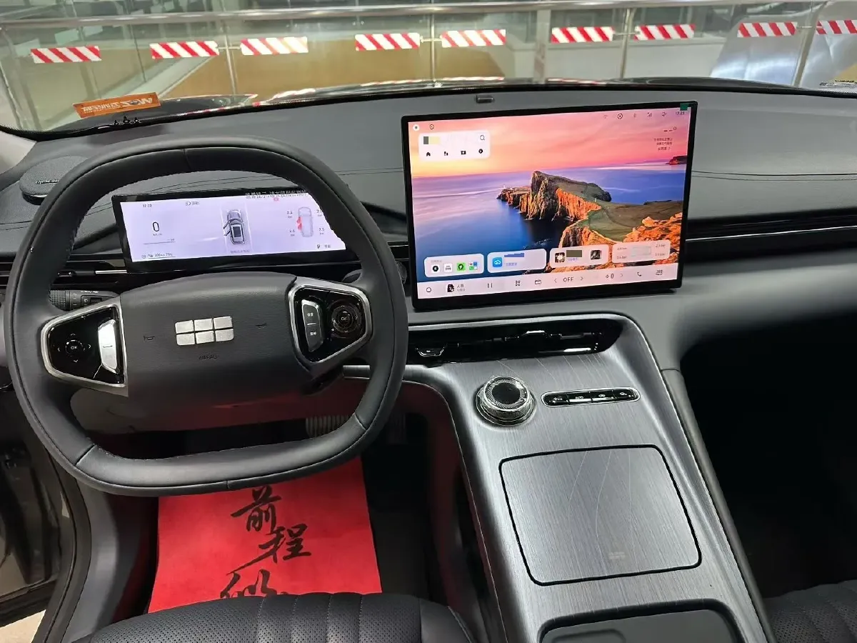 2024 Geely Emgrand L HiP 1.5T 181HP L4 3DHT PHEV 15.5KWH,autocango,china used car exporter,china ev exporter,chinese used car exporter,chinese used ev exporter