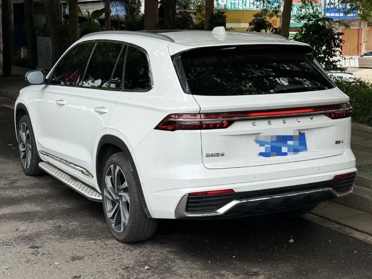 2021 Geely Monjaro 2.0T 218HP L4 7DCT,autocango,china used car exporter,china ev exporter,chinese used car exporter,chinese used ev exporter