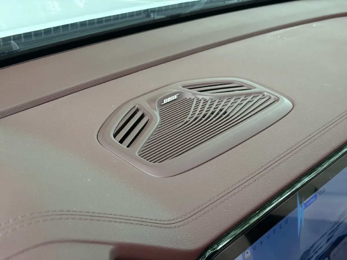 2021 Geely Monjaro 2.0T 218HP L4 7DCT,autocango,china used car exporter,china ev exporter,chinese used car exporter,chinese used ev exporter