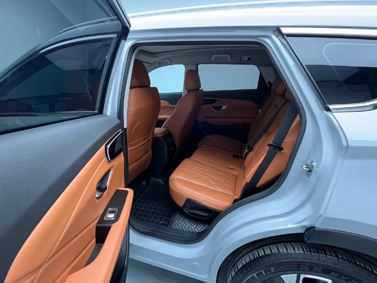 2024 Jetour X70 C-DM 1.5T 156HP L4 2DHT PHEV 19.43KWH,autocango,china used car exporter,china ev exporter,chinese used car exporter,chinese used ev exporter