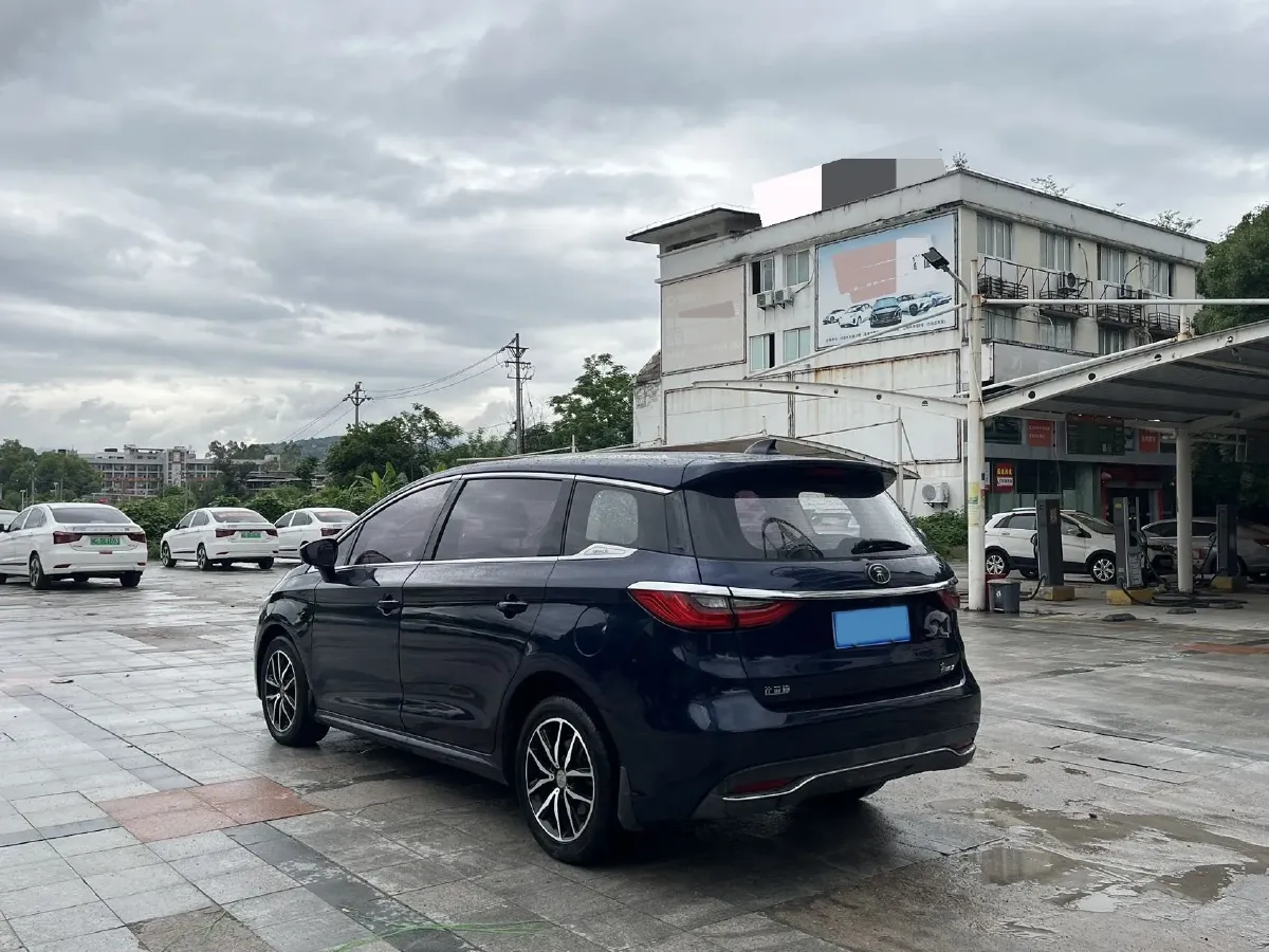 2017 BYD Song MAX 1.5T 154HP L4 6DCT,autocango,china used car exporter,china ev exporter,chinese used car exporter,chinese used ev exporter