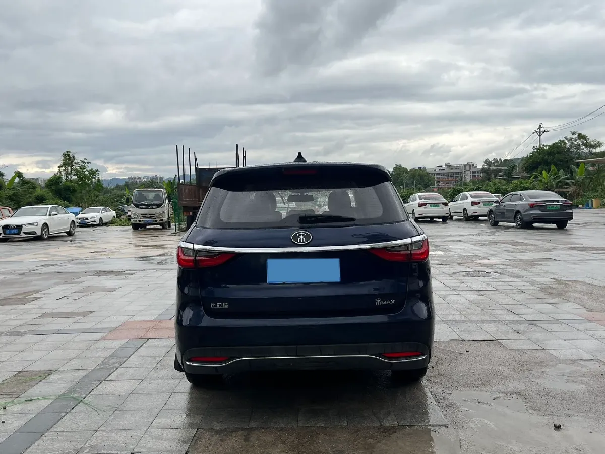 2017 BYD Song MAX 1.5T 154HP L4 6DCT,autocango,china used car exporter,china ev exporter,chinese used car exporter,chinese used ev exporter