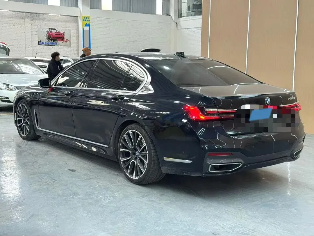 2021 BMW 7 Series 2.0T 265HP L4 8AT,autocango,china used car exporter,china ev exporter,chinese used car exporter,chinese used ev exporter