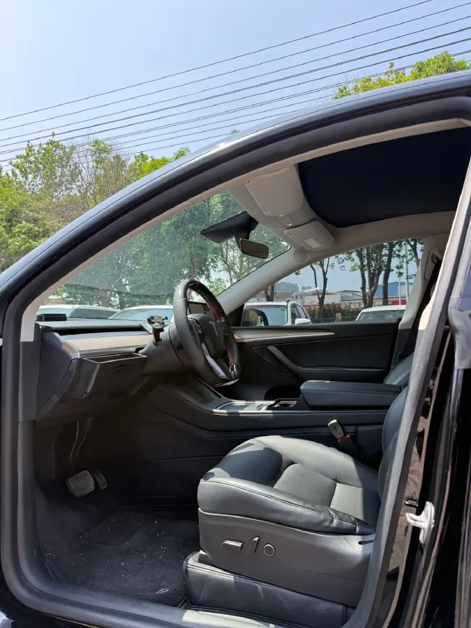 2021 Tesla Model Y BEV 60KWH,autocango,china used car exporter,china ev exporter,chinese used car exporter,chinese used ev exporter