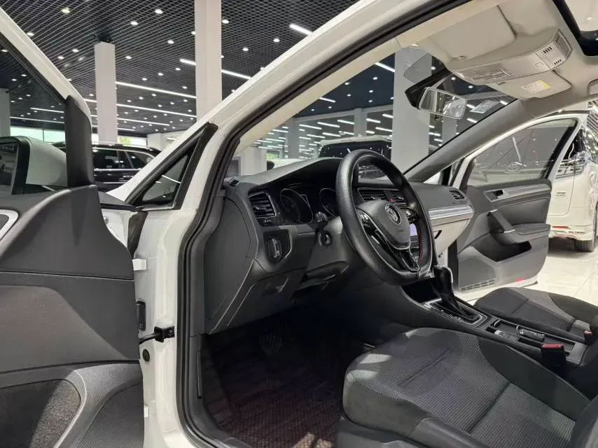 2020 Volkswagen Golf 1.4T 150HP L4 7DCT,autocango,china used car exporter,china ev exporter,chinese used car exporter,chinese used ev exporter