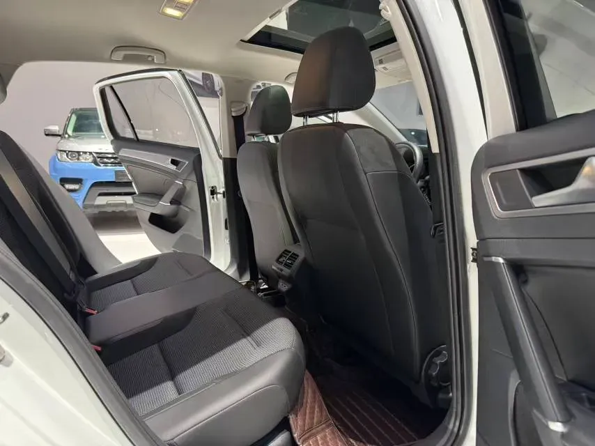 2020 Volkswagen Golf 1.4T 150HP L4 7DCT,autocango,china used car exporter,china ev exporter,chinese used car exporter,chinese used ev exporter