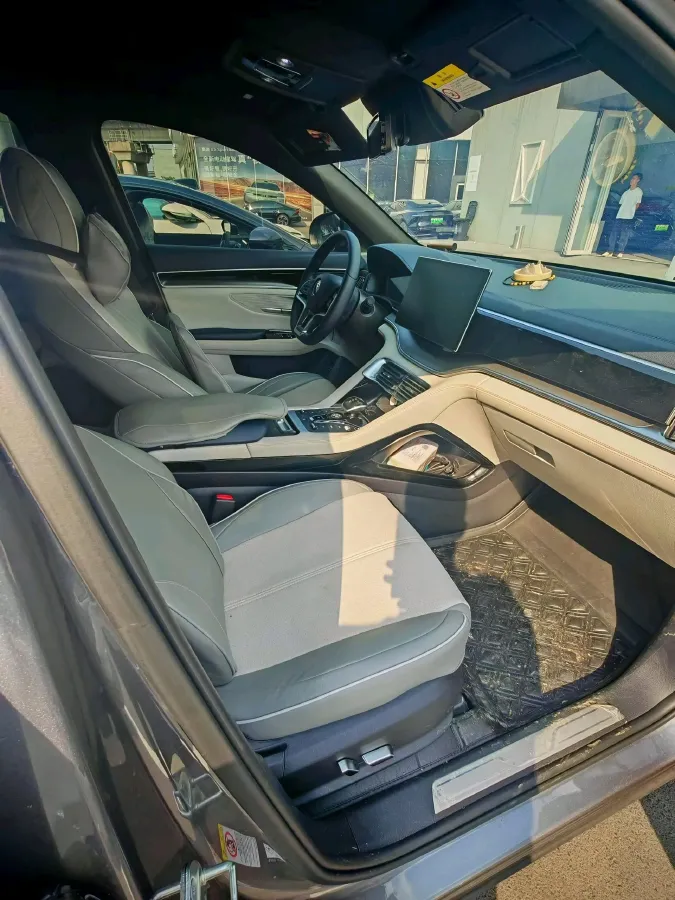 2022 Hyundai Tucson 2.0L 150HP L4 6AT Hybrid,autocango,china used car exporter,china ev exporter,chinese used car exporter,chinese used ev exporter