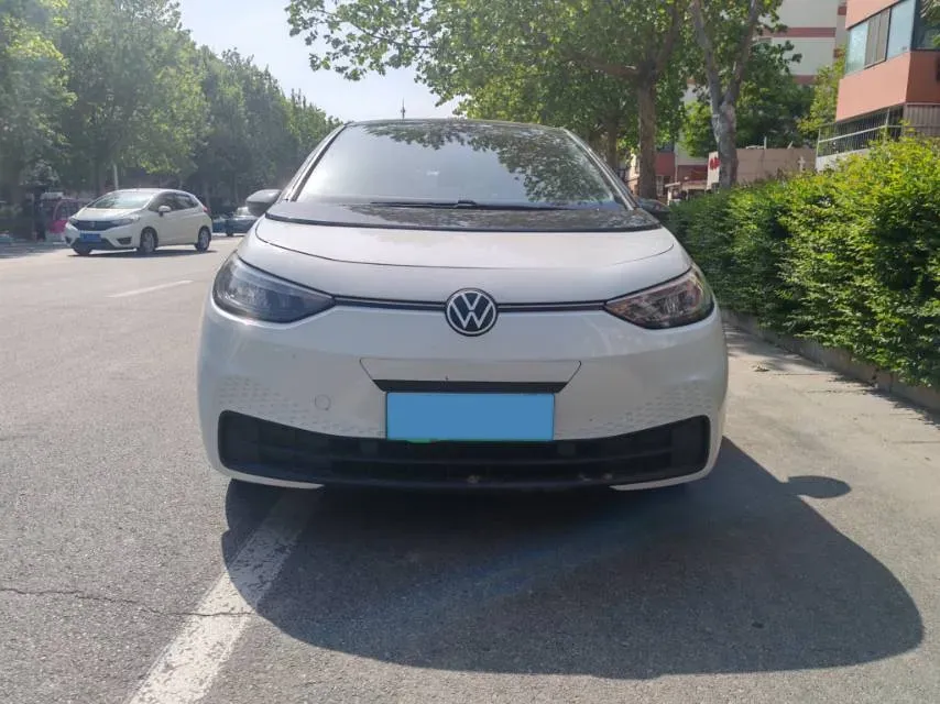 2025 Volkswagen ID.3 BEV 52.8KWH,autocango,china used car exporter,china ev exporter,chinese used car exporter,chinese used ev exporter