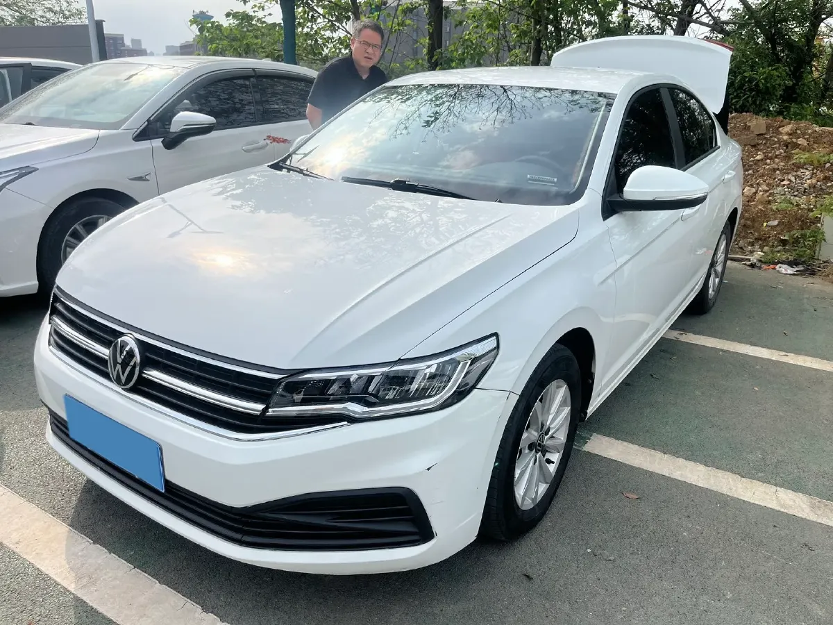 2023 Volkswagen Bora 1.5L 113HP L4 6AT,autocango,china used car exporter,china ev exporter,chinese used car exporter,chinese used ev exporter