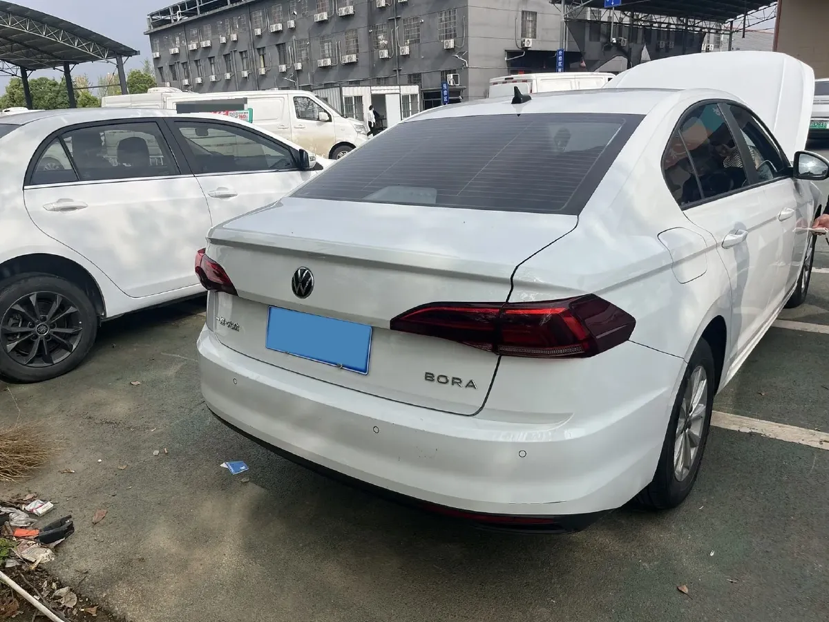2023 Volkswagen Bora 1.5L 113HP L4 6AT,autocango,china used car exporter,china ev exporter,chinese used car exporter,chinese used ev exporter