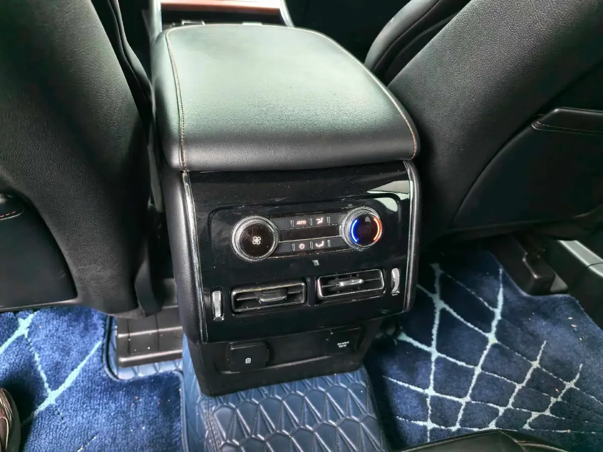 2020 Lincoln Aviator 3.0T 355HP V6 10AT,autocango,china used car exporter,china ev exporter,chinese used car exporter,chinese used ev exporter