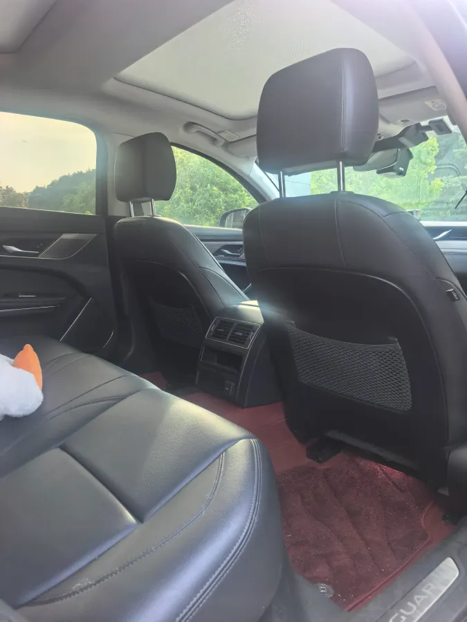 2021 Jaguar XFL 2.0T 200HP L4 8AT,autocango,china used car exporter,china ev exporter,chinese used car exporter,chinese used ev exporter