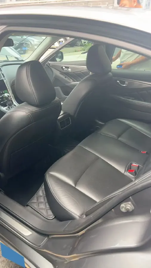 2018 Jeep Grand Commander 2.0T 265HP L4 9AT,autocango,china used car exporter,china ev exporter,chinese used car exporter,chinese used ev exporter