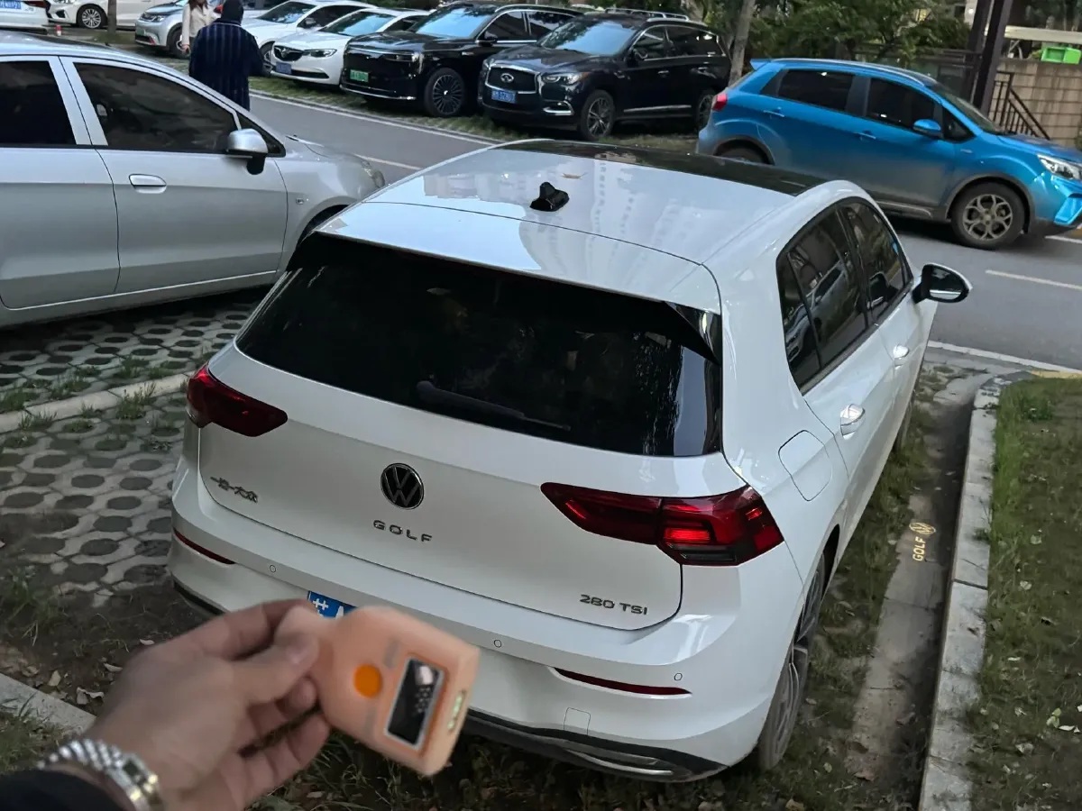 2021 Volkswagen Golf 1.4T 150HP L4 7DCT,autocango,china used car exporter,china ev exporter,chinese used car exporter,chinese used ev exporter