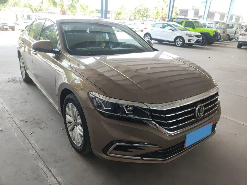 2020 Volkswagen Passat 2.0T 186HP L4 7DCT,autocango,china used car exporter,china ev exporter,chinese used car exporter,chinese used ev exporter