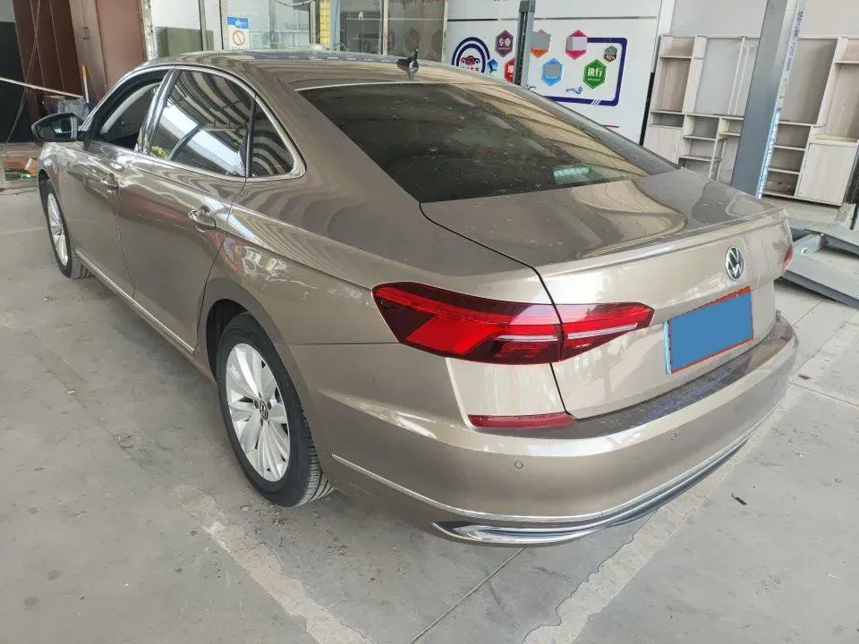 2020 Volkswagen Passat 2.0T 186HP L4 7DCT,autocango,china used car exporter,china ev exporter,chinese used car exporter,chinese used ev exporter