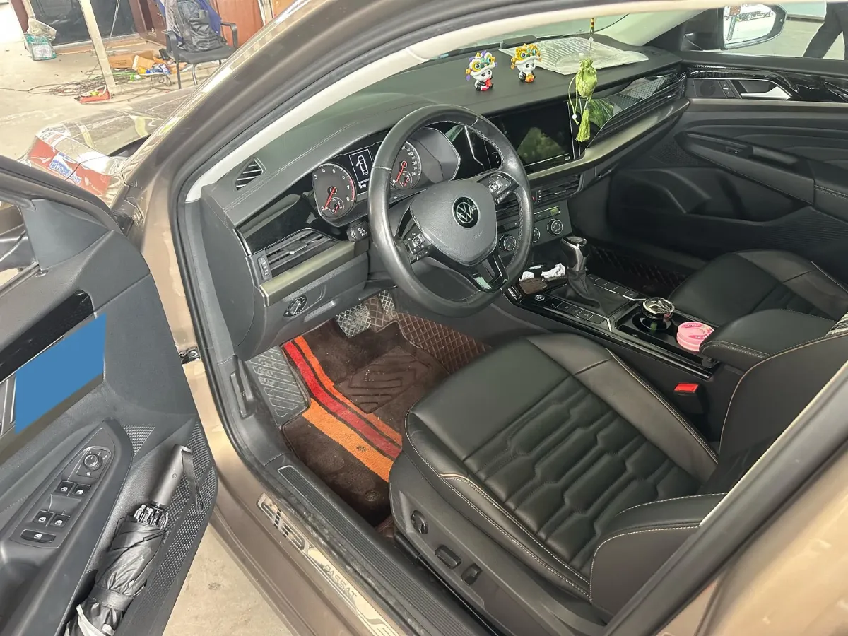 2020 Volkswagen Passat 2.0T 186HP L4 7DCT,autocango,china used car exporter,china ev exporter,chinese used car exporter,chinese used ev exporter