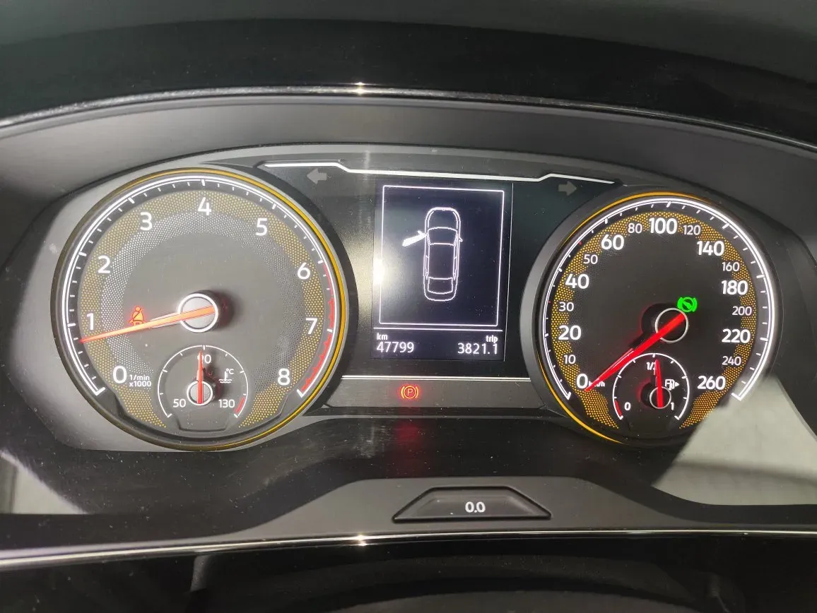 2020 Volkswagen Passat 2.0T 186HP L4 7DCT,autocango,china used car exporter,china ev exporter,chinese used car exporter,chinese used ev exporter