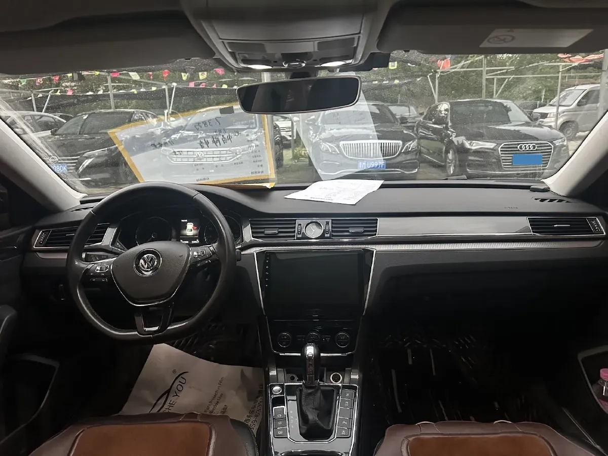 2017 Volkswagen Passat 1.8T 180HP L4 7DCT,autocango,china used car exporter,china ev exporter,chinese used car exporter,chinese used ev exporter