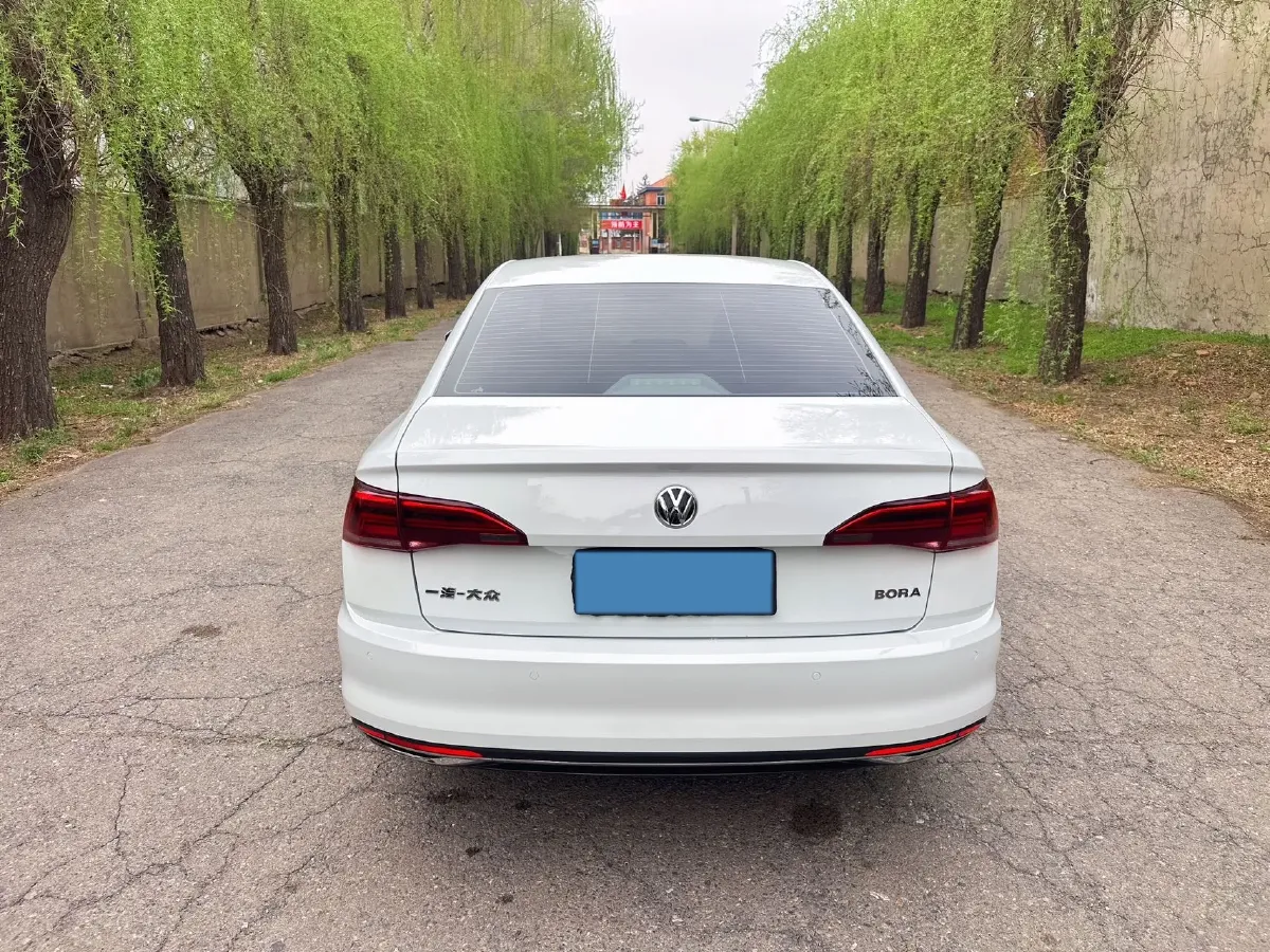 2020 Volkswagen Bora 1.5L 113HP L4 6AT,autocango,china used car exporter,china ev exporter,chinese used car exporter,chinese used ev exporter