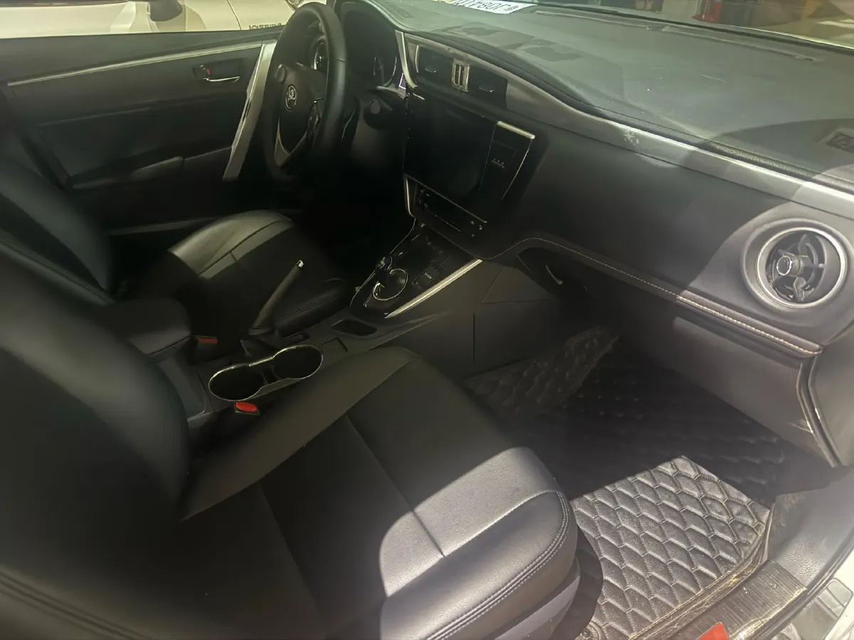 2018 Toyota Corolla 1.8L 99HP L4 E-CVT Hybrid,autocango,china used car exporter,china ev exporter,chinese used car exporter,chinese used ev exporter