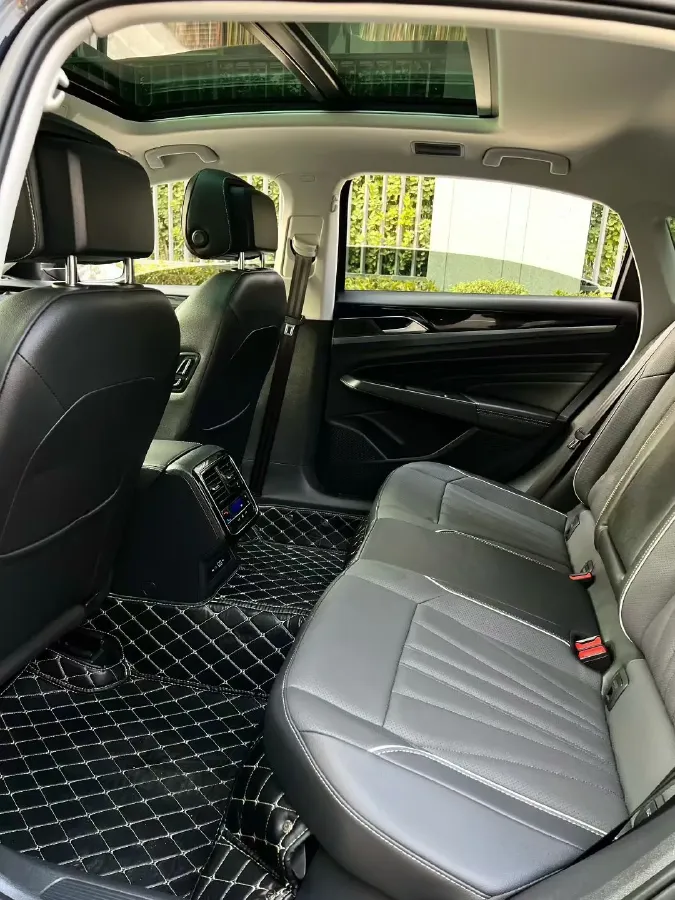 2024 Volkswagen Passat 2.0T 220HP L4 7DCT,autocango,china used car exporter,china ev exporter,chinese used car exporter,chinese used ev exporter