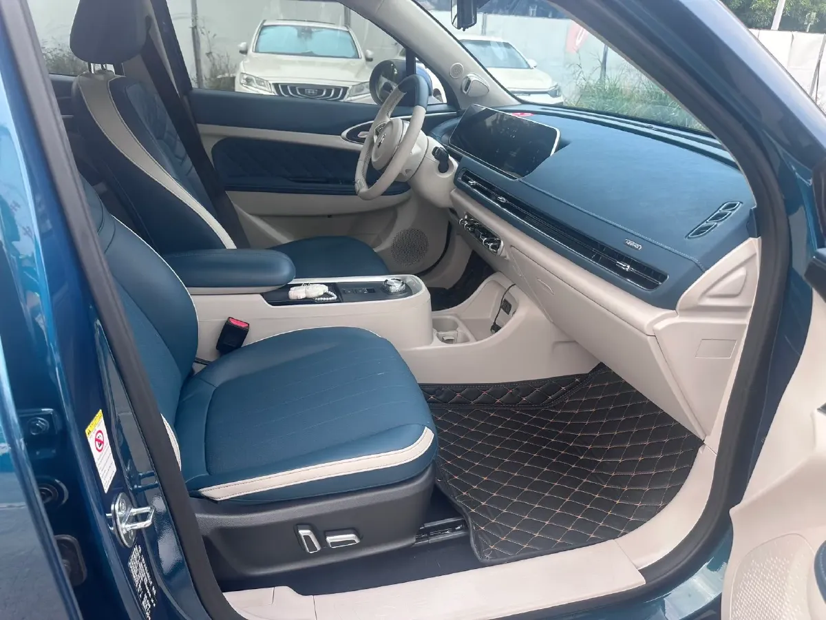 2022 ChangAn CS75 Plus 1.5T 178HP L4 6AT,autocango,china used car exporter,china ev exporter,chinese used car exporter,chinese used ev exporter