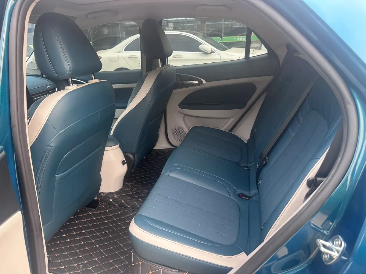 2022 ChangAn CS75 Plus 1.5T 178HP L4 6AT,autocango,china used car exporter,china ev exporter,chinese used car exporter,chinese used ev exporter