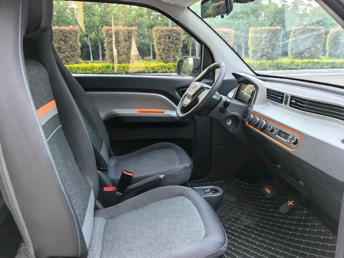 2020 WuLing HongGuang MINI EV BEV 13.8KWH,autocango,china used car exporter,china ev exporter,chinese used car exporter,chinese used ev exporter