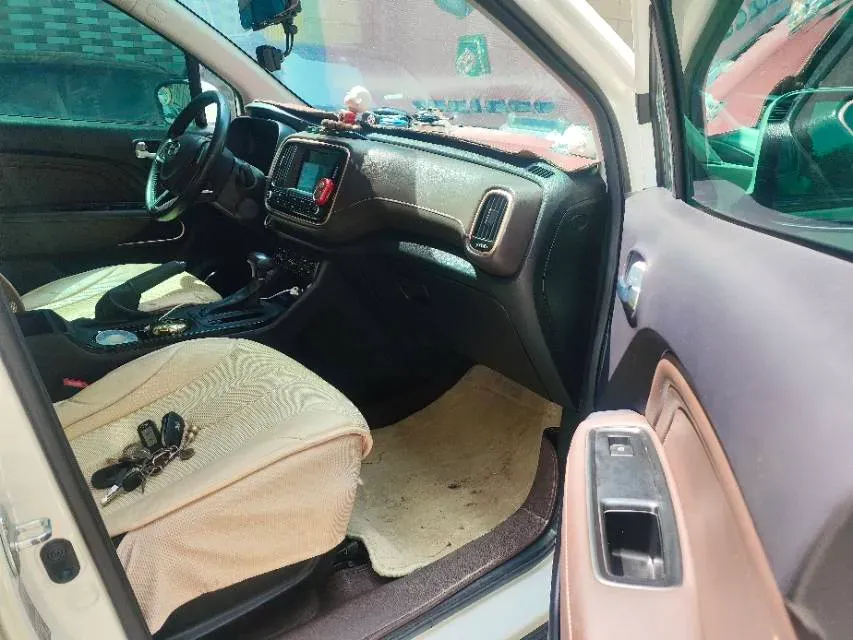 2019 GAC Trumpchi GS3 1.5T 163HP L3 7DCT,autocango,china used car exporter,china ev exporter,chinese used car exporter,chinese used ev exporter