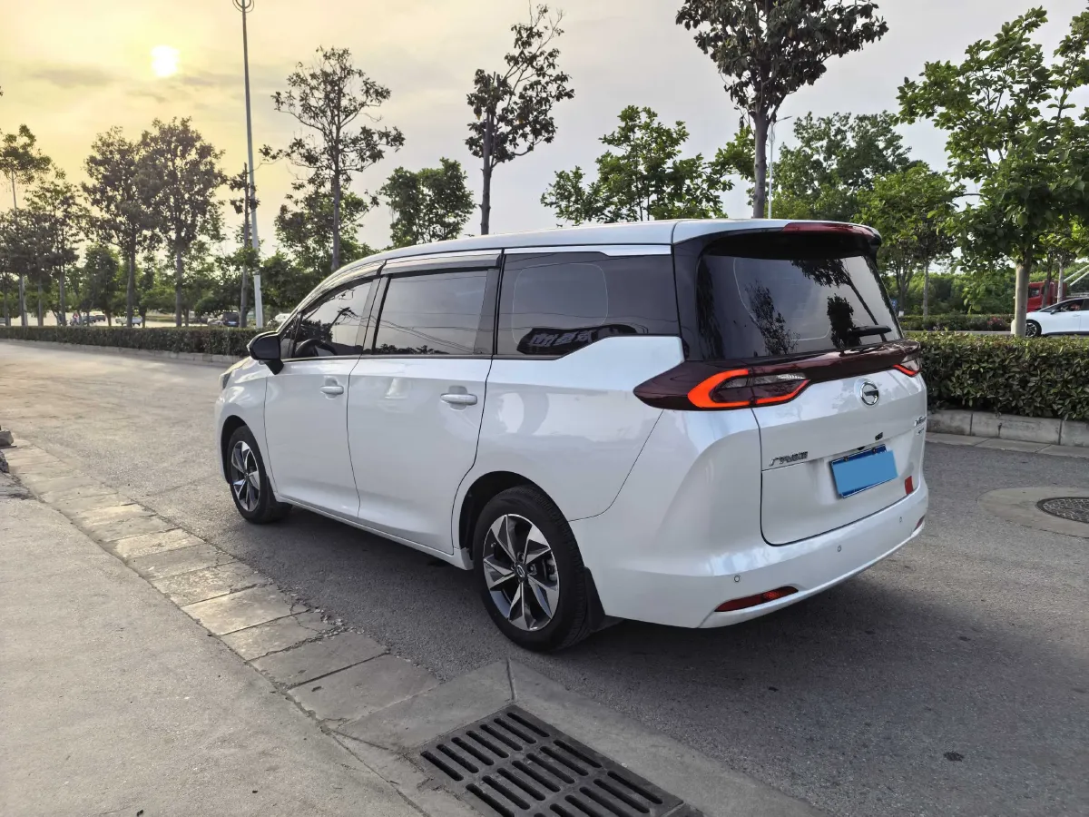 2023 GAC Trumpchi M6 1.5T 177HP L4 7DCT,autocango,china used car exporter,china ev exporter,chinese used car exporter,chinese used ev exporter