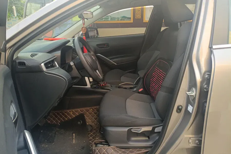 2023 Toyota Frontlander 2.0L 171HP L4 CVT,autocango,china used car exporter,china ev exporter,chinese used car exporter,chinese used ev exporter