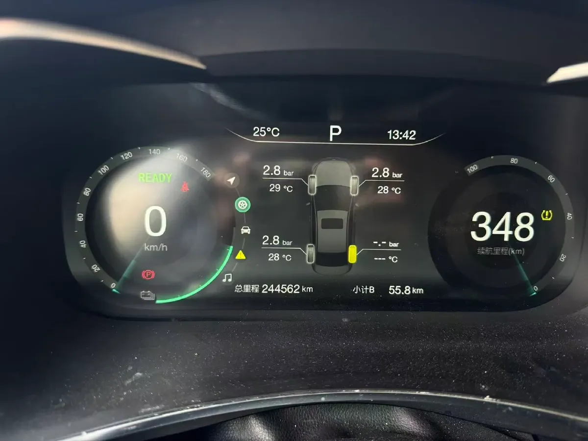 2022 ChangAn UNI-T 1.5T 188HP L4 7DCT,autocango,china used car exporter,china ev exporter,chinese used car exporter,chinese used ev exporter