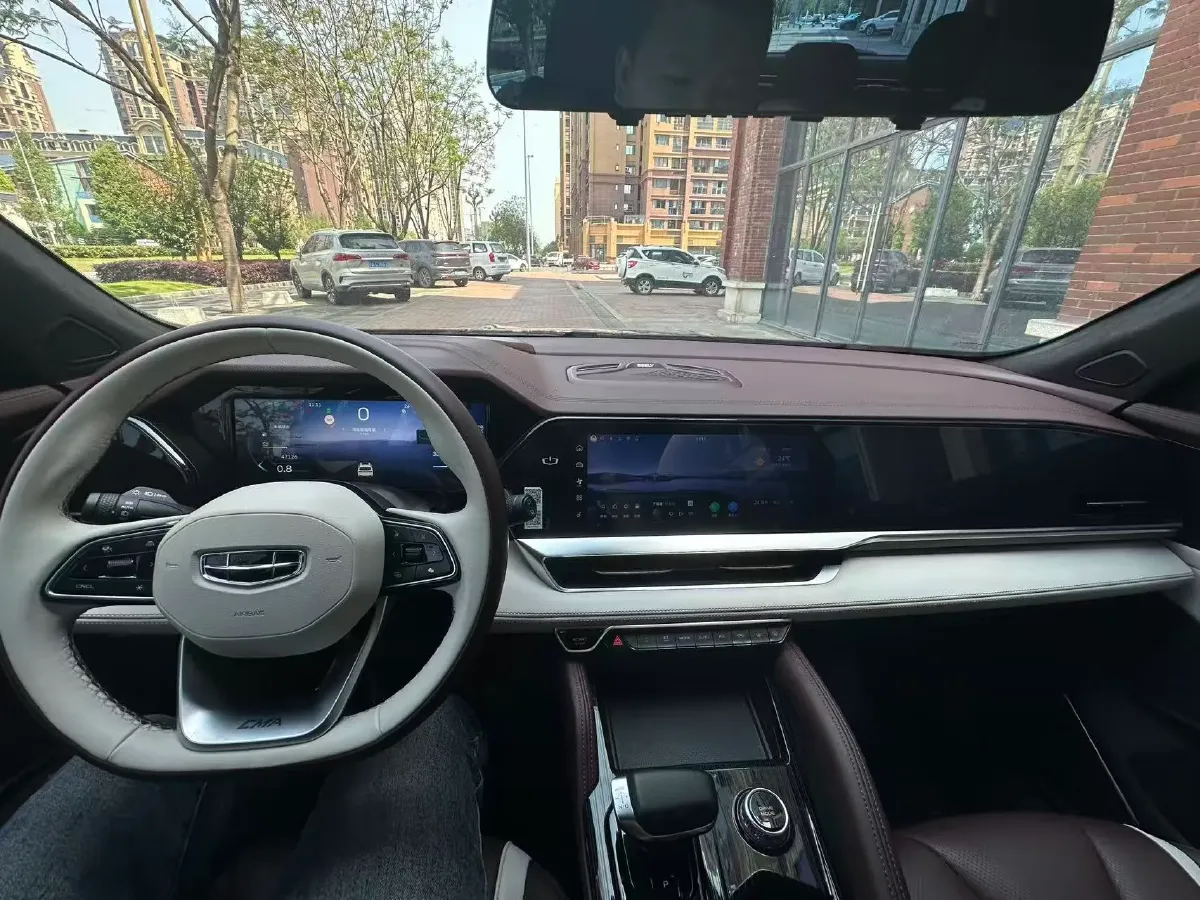 2021 Geely Monjaro 2.0T 218HP L4 7DCT,autocango,china used car exporter,china ev exporter,chinese used car exporter,chinese used ev exporter