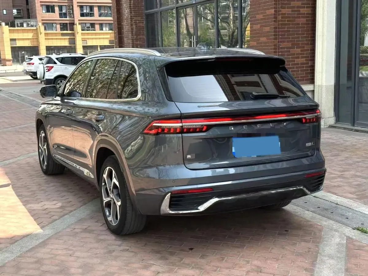 2021 Geely Monjaro 2.0T 218HP L4 7DCT,autocango,china used car exporter,china ev exporter,chinese used car exporter,chinese used ev exporter