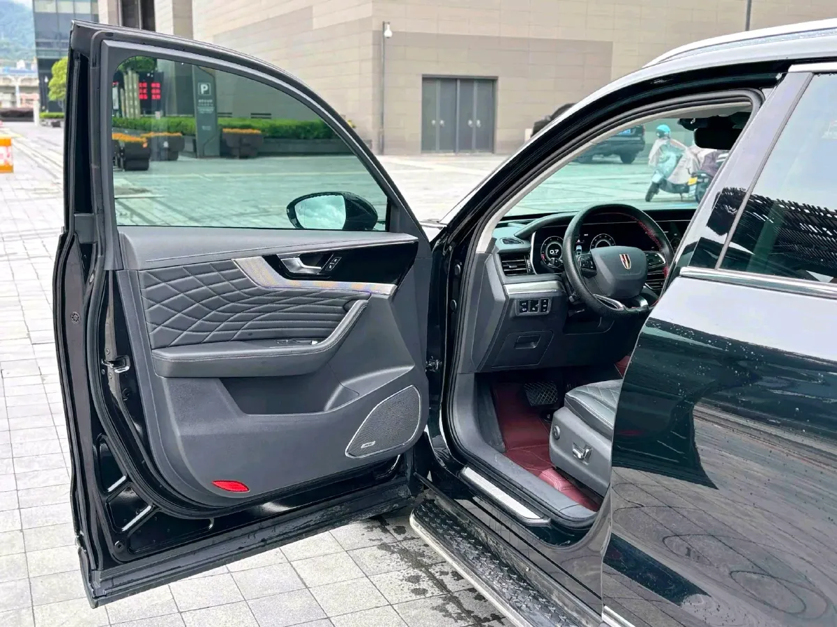 2019 HongQi HS5 2.0T 224HP L4 6AT,autocango,china used car exporter,china ev exporter,chinese used car exporter,chinese used ev exporter