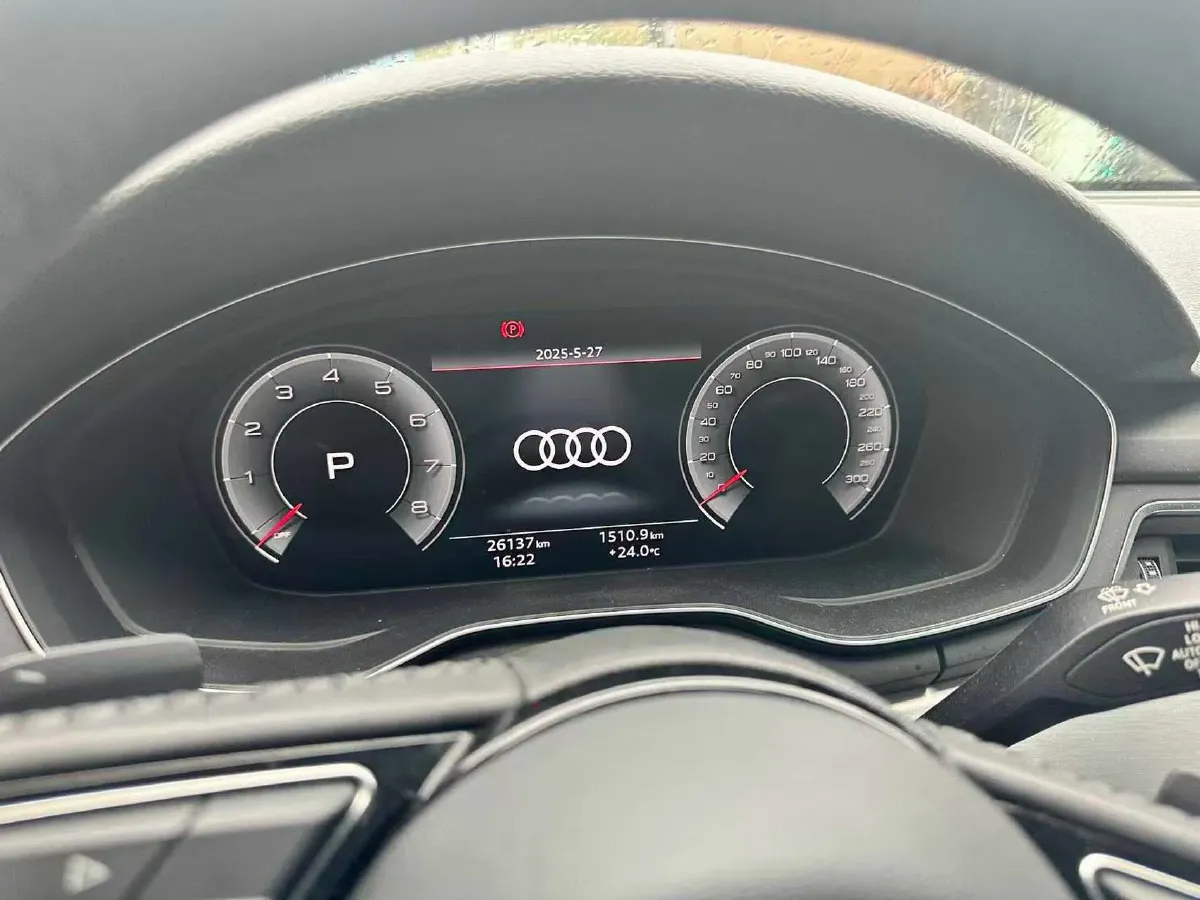 2020 Audi A4L 2.0T 190HP L4 7DCT,autocango,china used car exporter,china ev exporter,chinese used car exporter,chinese used ev exporter