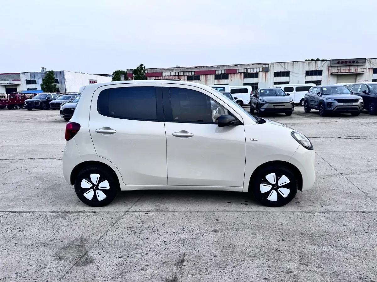 2025 WuLing HongGuang MINI EV BEV 16.2KWH,autocango,china used car exporter,china ev exporter,chinese used car exporter,chinese used ev exporter