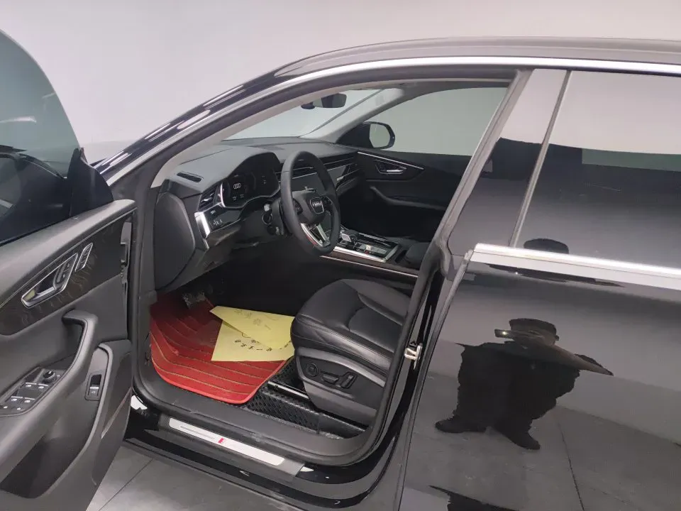 2022 Audi Q8 3.0T 340HP V6 8AT,autocango,china used car exporter,china ev exporter,chinese used car exporter,chinese used ev exporter