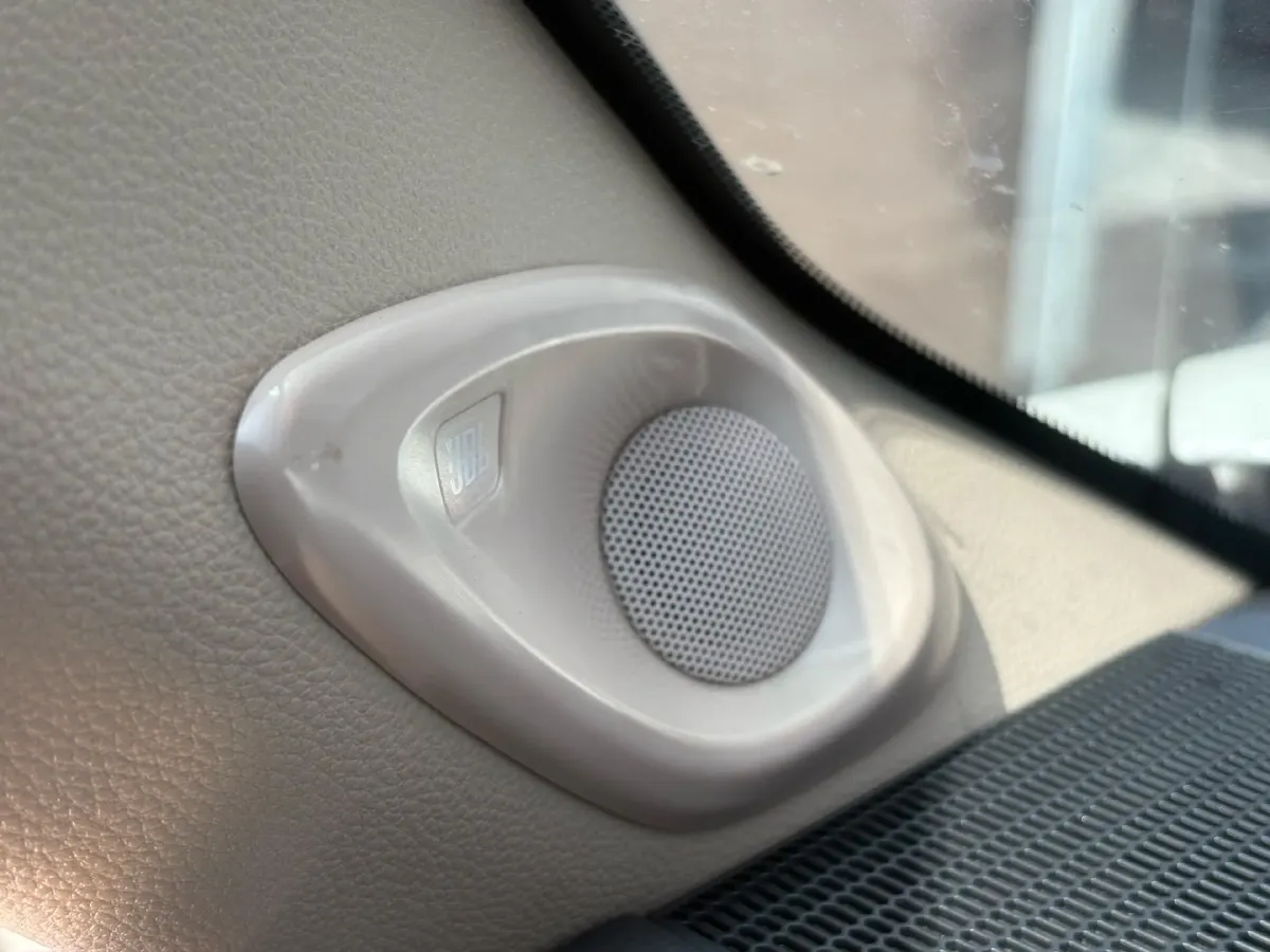 2021 Chevrolet Trax 1.0T 125HP L3 6AT,autocango,china used car exporter,china ev exporter,chinese used car exporter,chinese used ev exporter