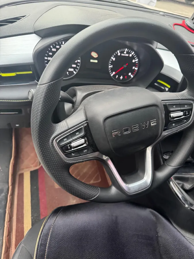 2021 Roewe i5 1.5L 120HP L4 5MT,autocango,china used car exporter,china ev exporter,chinese used car exporter,chinese used ev exporter