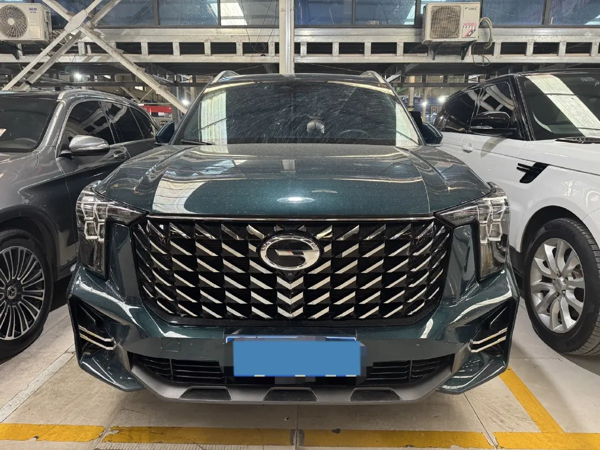 2022 GAC Trumpchi GS8 2.0T 252HP L4 8AT,autocango,china used car exporter,china ev exporter,chinese used car exporter,chinese used ev exporter
