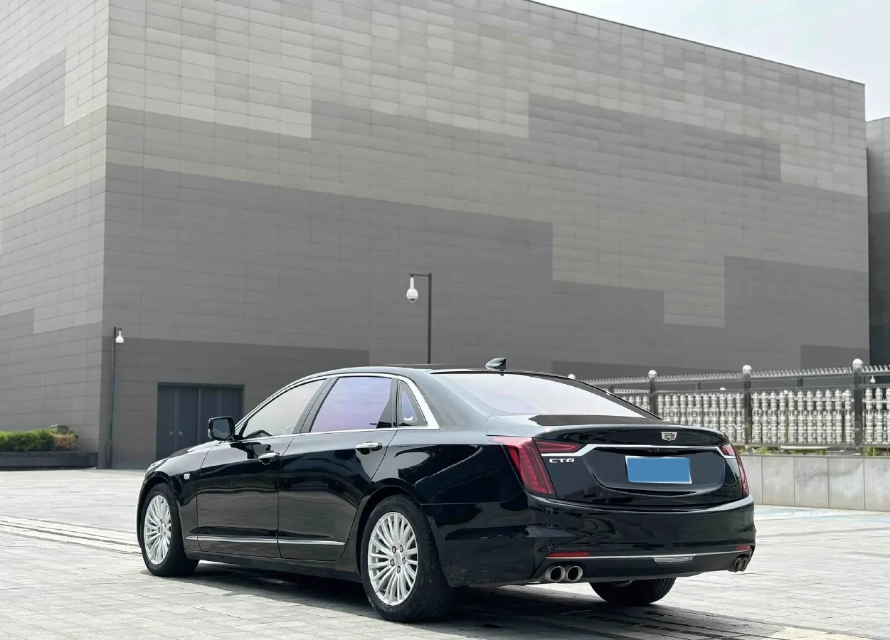 2022 Cadillac CT6 2.0T 237HP L4 10AT,autocango,china used car exporter,china ev exporter,chinese used car exporter,chinese used ev exporter