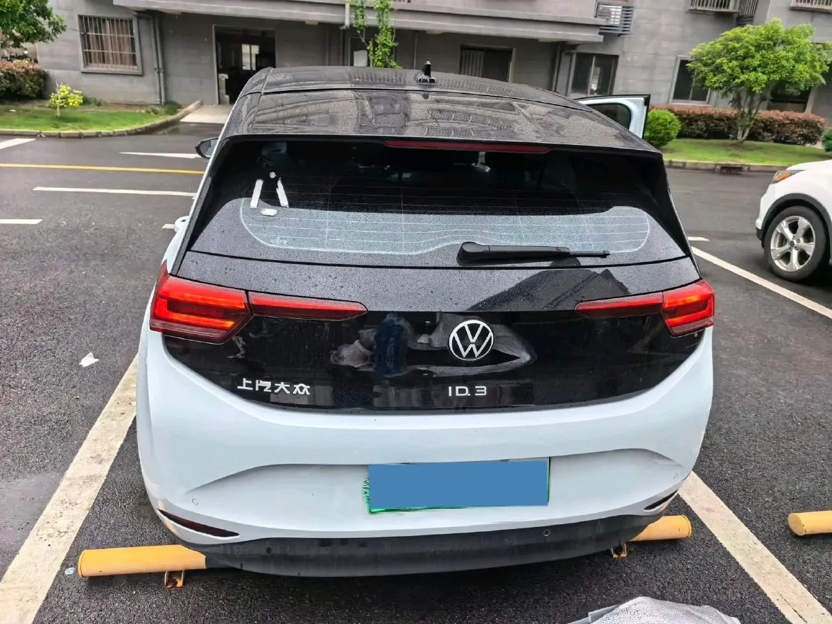 2023 Volkswagen ID.3 BEV 52.8KWH,autocango,china used car exporter,china ev exporter,chinese used car exporter,chinese used ev exporter