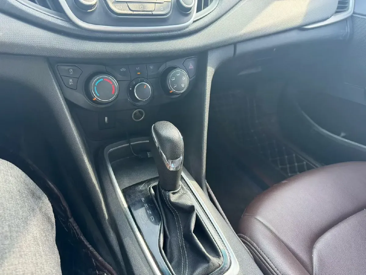 2016 Chevrolet Cavalier 1.5L 113HP L4 6AT,autocango,china used car exporter,china ev exporter,chinese used car exporter,chinese used ev exporter