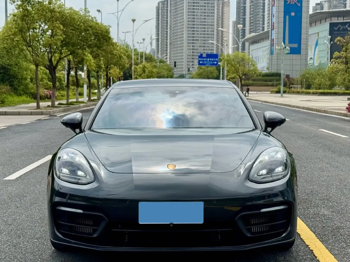2023 Porsche Panamera 2.9T 330HP V6 8DCT,autocango,china used car exporter,china ev exporter,chinese used car exporter,chinese used ev exporter