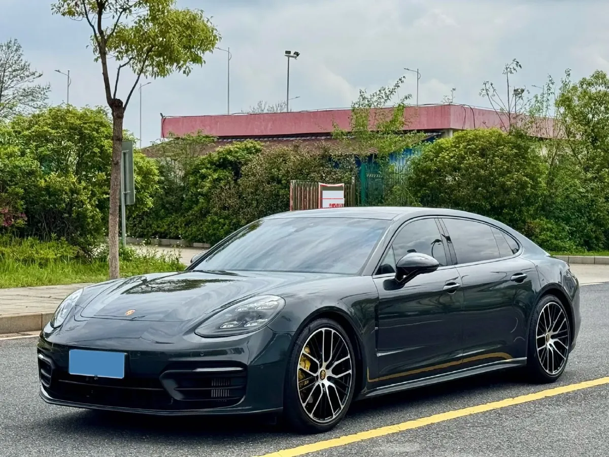 2023 Porsche Panamera 2.9T 330HP V6 8DCT,autocango,china used car exporter,china ev exporter,chinese used car exporter,chinese used ev exporter