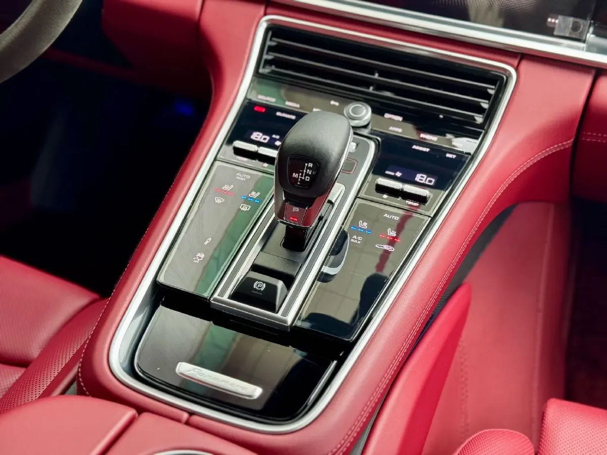 2023 Porsche Panamera 2.9T 330HP V6 8DCT,autocango,china used car exporter,china ev exporter,chinese used car exporter,chinese used ev exporter