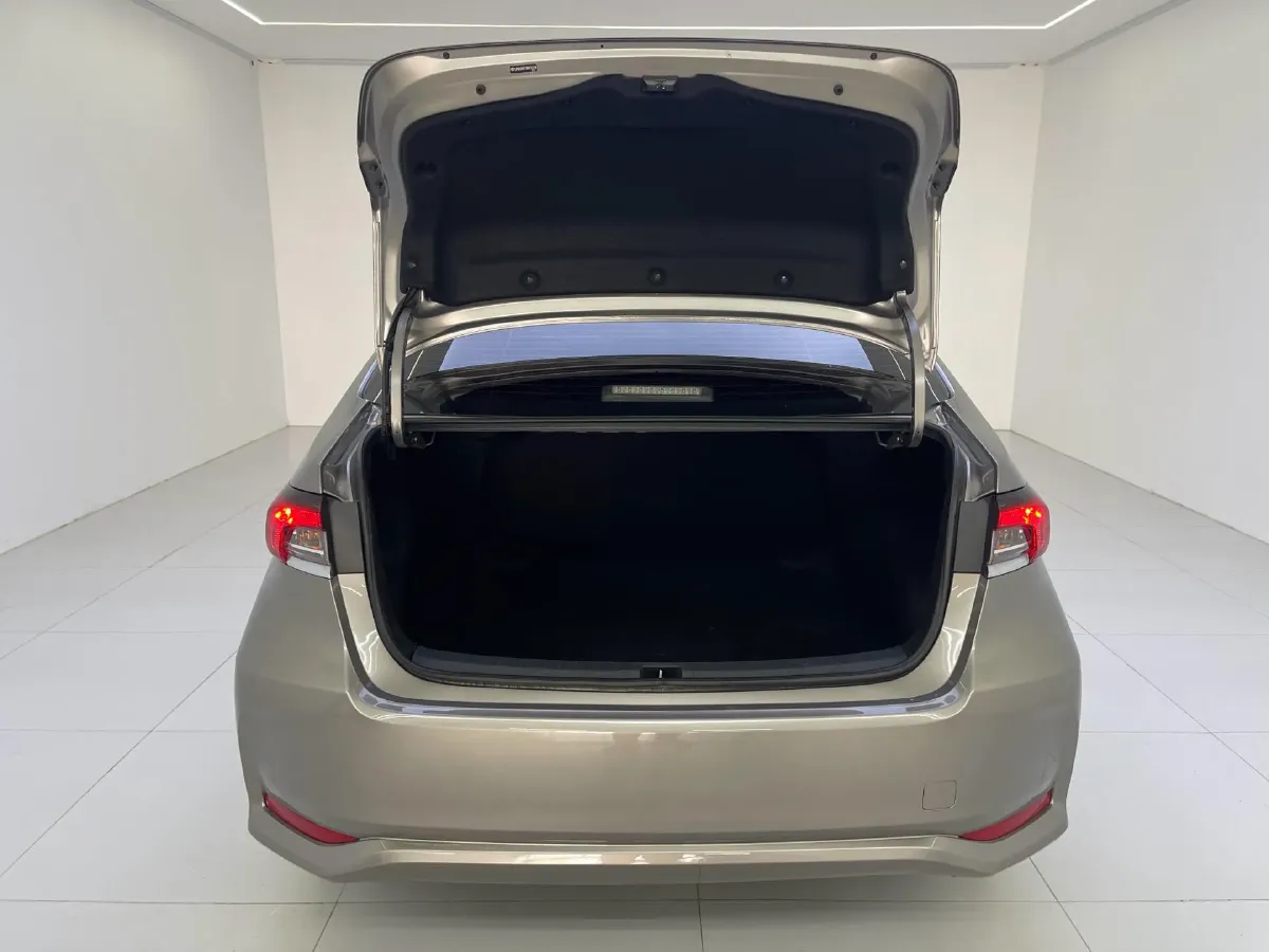 2021 Toyota Corolla 1.2T 116HP L4 CVT,autocango,china used car exporter,china ev exporter,chinese used car exporter,chinese used ev exporter